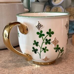 ☘️ Sheffield Home Clover Cottage Shamrock Celtic Knot Mug Gold handle NWT